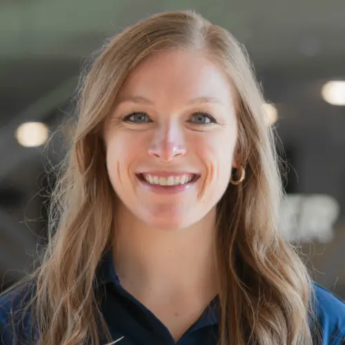 Becca Sutton headshot