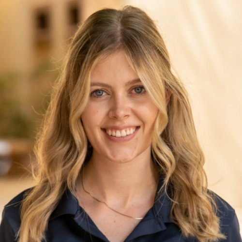 out-Madison Parks Headshot_500 Madison Parks headshot