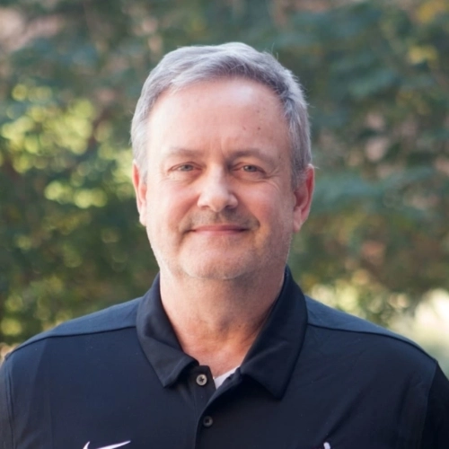 out-Leonel Ortiz_500 Leonel Ortiz Headshot