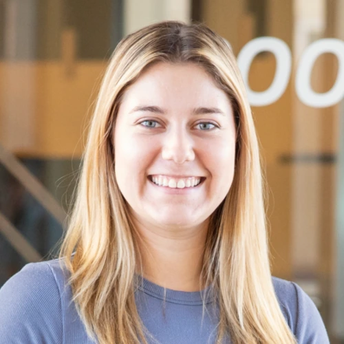 Amanda Kowalsky headshot