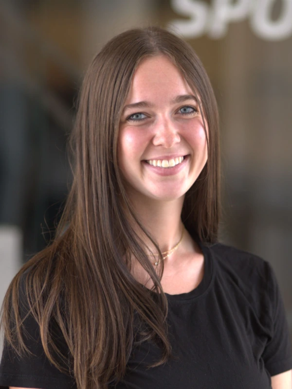 Allyson Landry headshot