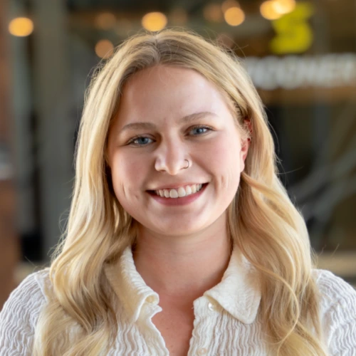 Ana McCarty headshot