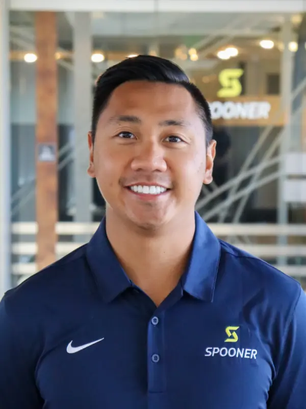 Derreck Caldez headshot