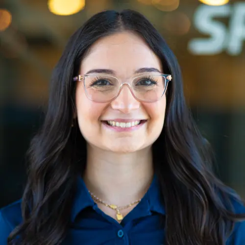 Maddy Nicolello 1×1 Maddison Nicolello headshot.