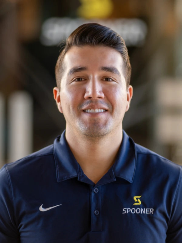 Pedro Mondragon headshot