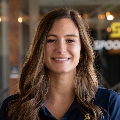 out-JANETTE-KUHNS_1x1 Janette Kuhns headshot