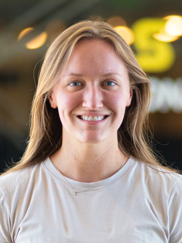 Caroline Bennett 3×4 Caroline Bennett headshot