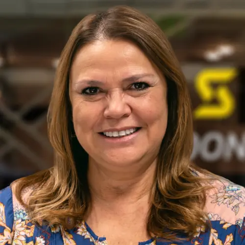 Sandra Mediano headshot