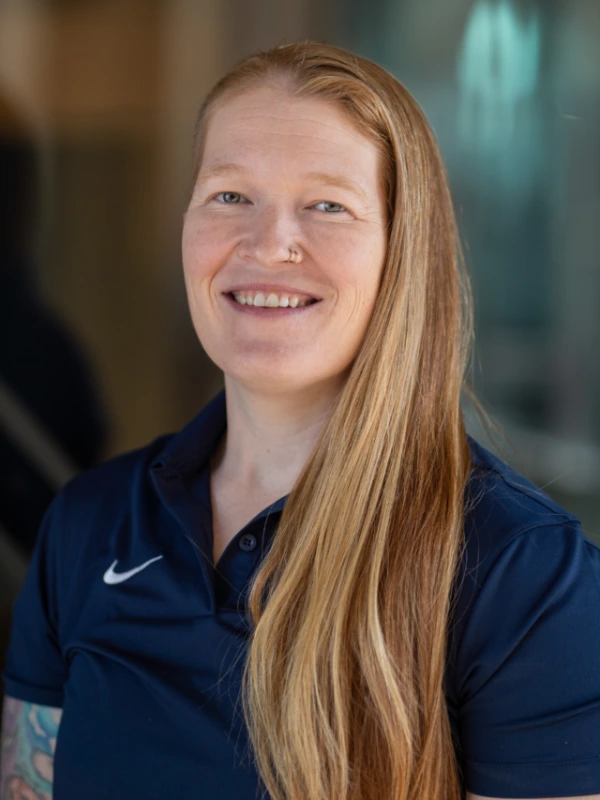 Tara Wright 3×4 Tara Wright headshot