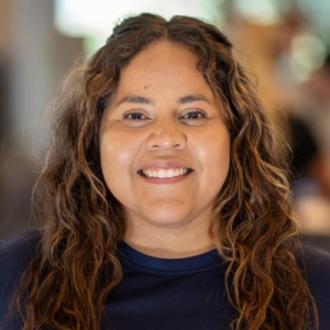 Jennifer Torres headshot