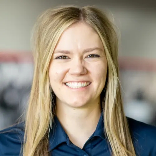 Kenzie Sears headshot