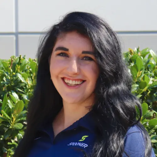 Haley Schlotzhauer headshot