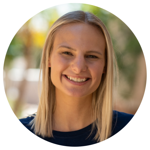 Molly Ahlemeier headshot